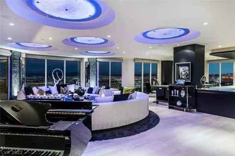 2857 Paradise Rd #3703, Las Vegas, NV 89109