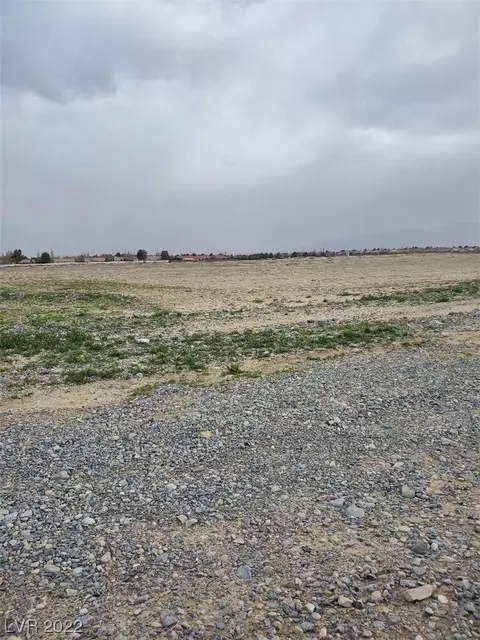 4201 E Gamebird Rd, Pahrump, NV 89061
