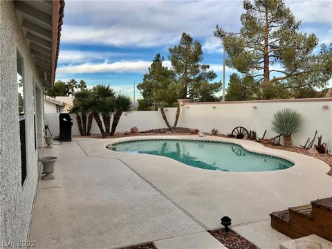 77 Moonlight Village Ln, Henderson, NV 89012