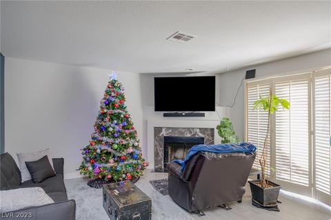 6250 W Flamingo Rd #111, Las Vegas, NV 89103