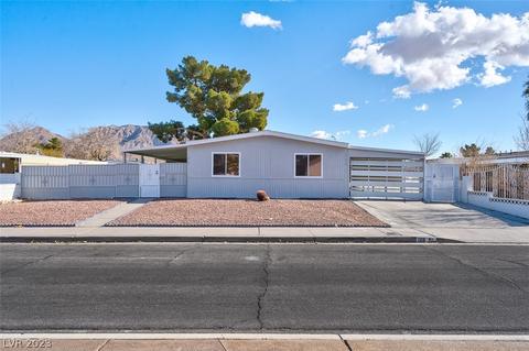 128 Sir George Dr, Las Vegas, NV 89110