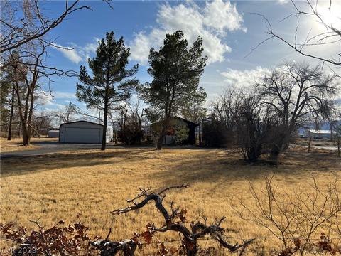 661 W Wilson Rd, Pahrump, NV 89048