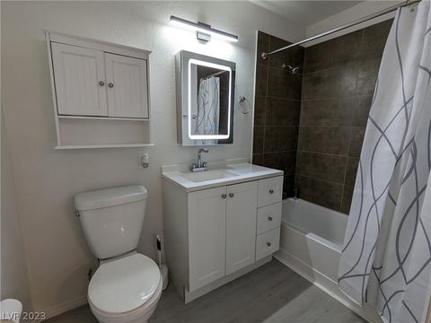 5211 Lindell Rd #101, Las Vegas, NV 89118