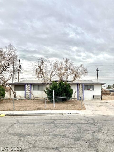 1925 W Mcdonald Ave, North Las Vegas, NV 89032