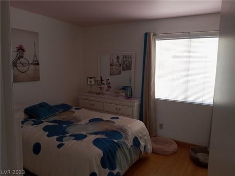 1860 Cane Hill Dr, Las Vegas, NV 89142