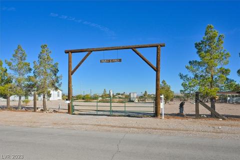 8320 Lindell Rd, Las Vegas, NV 89139