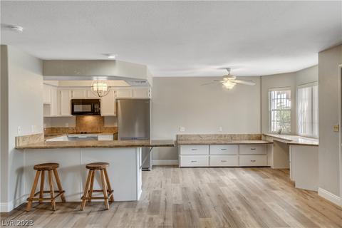 8410 Eldora Ave #1075, Las Vegas, NV 89117