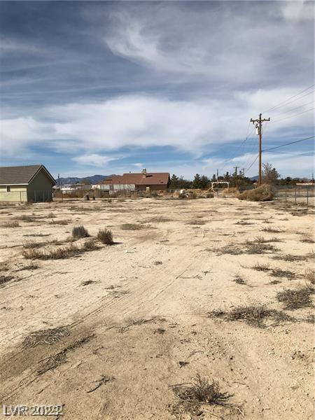 2200 Deacon St, Pahrump, NV 89048