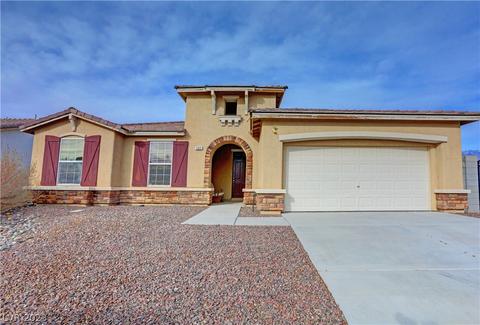 582 Mazelle Ln, Pahrump, NV 89060