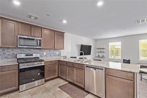 5182 Dubris Dr, Las Vegas, NV 89115