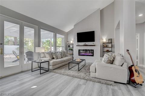 8340 Spinnaker Cove Dr, Las Vegas, NV 89128