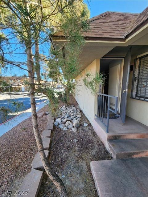 2511 Paradise Village Way, Las Vegas, NV 89120