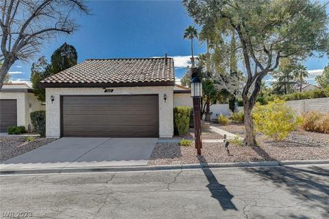 2621 San Lago Ct, Las Vegas, NV 89121