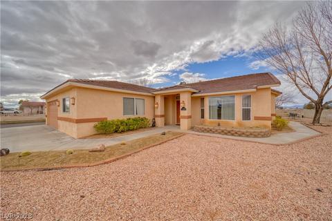 1750 Enchanted Mesa St, Pahrump, NV 89048