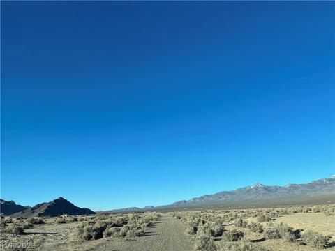 5701 Edleen Pl, Pahrump, NV 89060