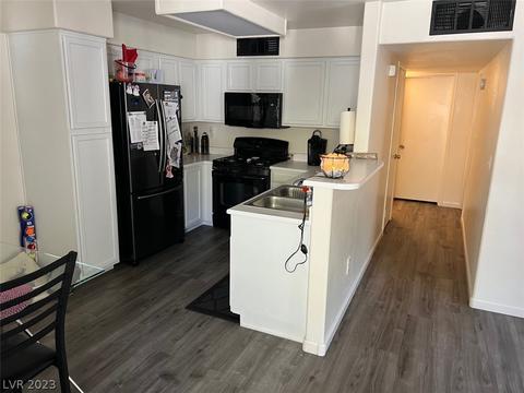 3064 Casey Dr #204, Las Vegas, NV 89120