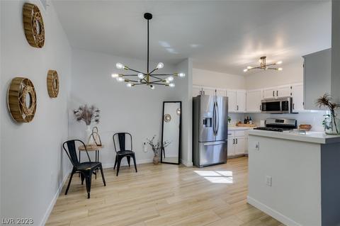 1830 N Buffalo Dr #2060, Las Vegas, NV 89128