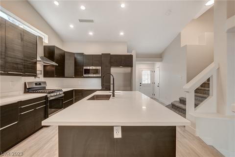 9588 Silver Mine St, Las Vegas, NV 89123