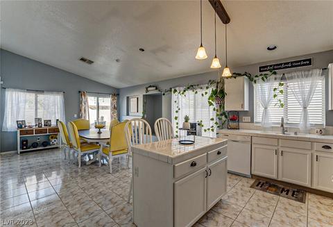 3102 Anchorman Way, North Las Vegas, NV 89031