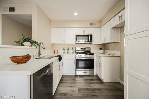 3125 Casey Dr #101, Las Vegas, NV 89120