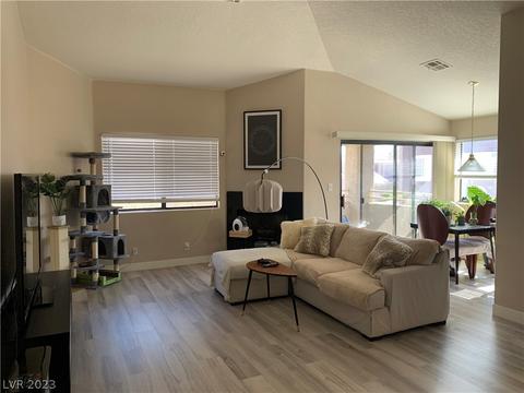 5052 S Rainbow Blvd #202, Las Vegas, NV 89118