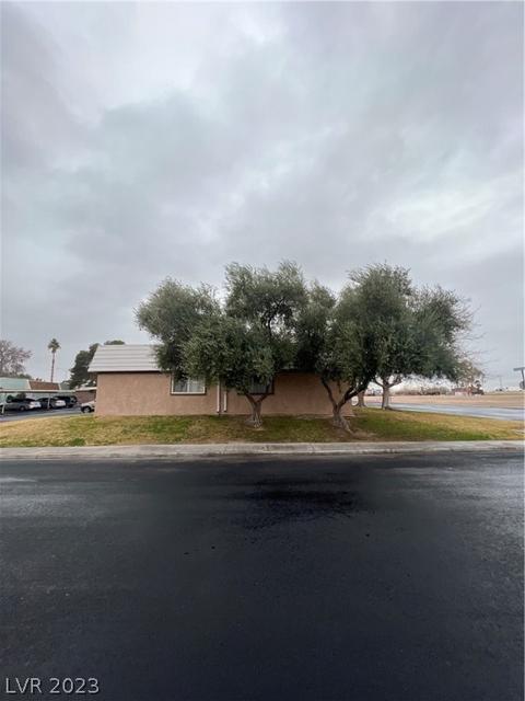 3652 Villa Knolls South Dr, Las Vegas, NV 89120