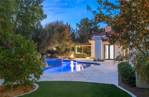 9 Vintage Ridge Dr, Las Vegas, NV 89141