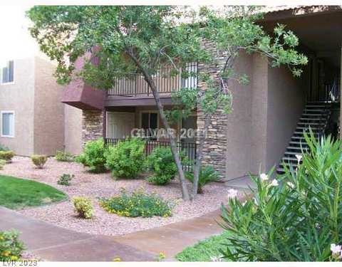 5001 River Glen Dr #34, Las Vegas, NV 89103