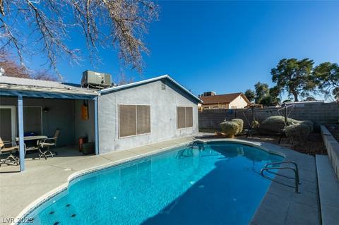 5377 Percheron St, Las Vegas, NV 89119