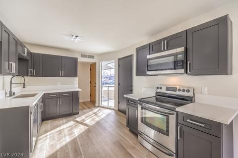 5500 Reiter Ave, Las Vegas, NV 89108