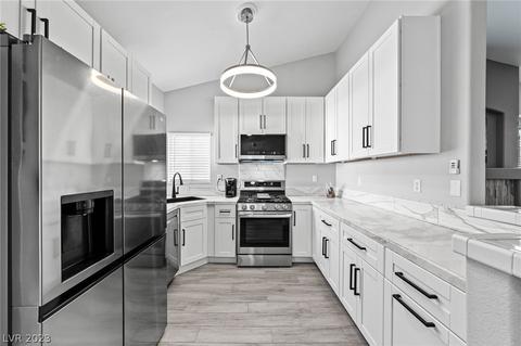 75 N Valle Verde Dr #2024, Henderson, NV 89074