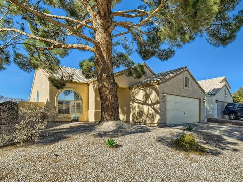 5725 Ocean Beach Dr, Las Vegas, NV 89149