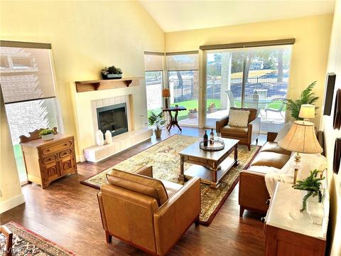 8937 Diamond Falls Dr, Las Vegas, NV 89117
