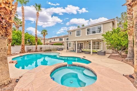 2502 Hacker Dr, Henderson, NV 89074