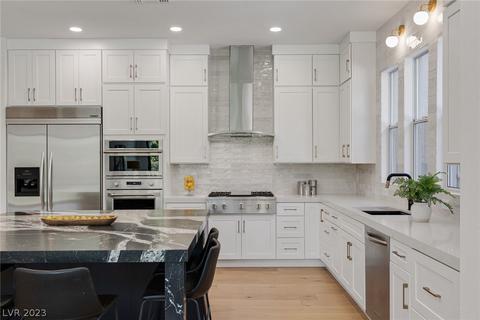 10141 Summit Canyon Dr, Las Vegas, NV 89144