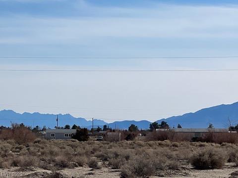 1411 W Palm Dr, Pahrump, NV 89060