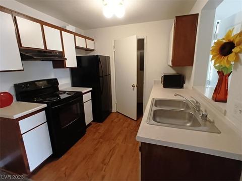 240 Mission Catalina Ln #205, Las Vegas, NV 89107