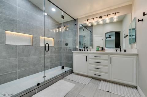 10038 Cranbrook Falls Ct, Las Vegas, NV 89148