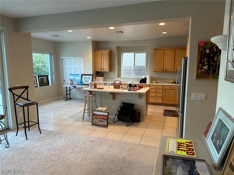 8518 River Ridge Dr, Las Vegas, NV 89131