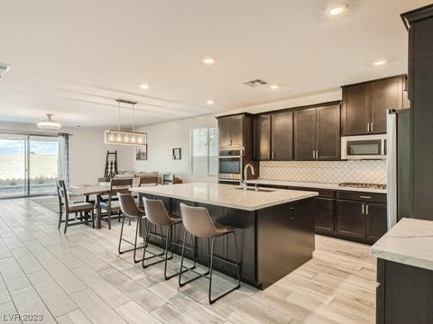 10176 Fire Skye Ave, Las Vegas, NV 89166