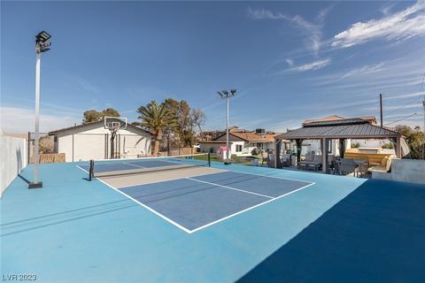 2824 Candelaria Dr, Henderson, NV 89074