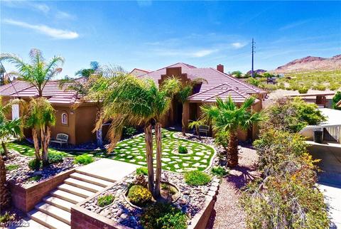 102 Seneca Ln, Boulder City, NV 89005