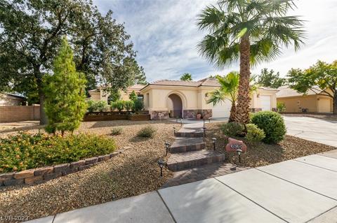 3825 N Torrey Pines Dr, Las Vegas, NV 89108
