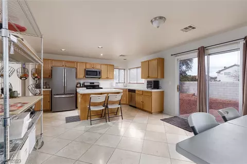 396 Jolly January Ave, Las Vegas, NV 89183