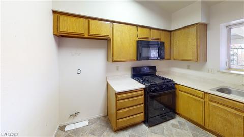 3026 Leandro Ct, Laughlin, NV 89029 photo 6