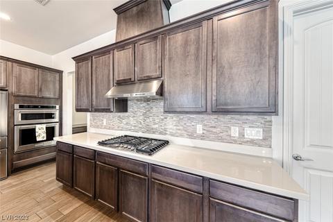3075 Lucentezza Ave, Henderson, NV 89044 photo 9