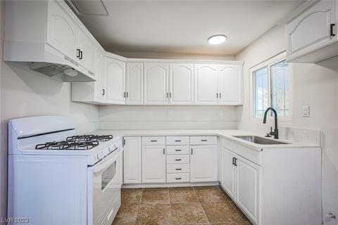 Undisclosed, Henderson, NV 89015
