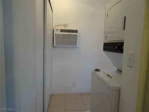 118 W Basic Rd, Henderson, NV 89015 photo 8