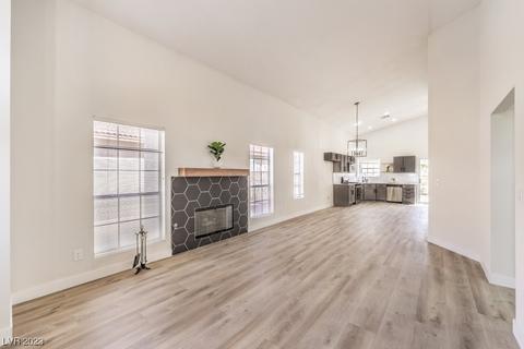 4932 Signal Dr, Las Vegas, NV 89130