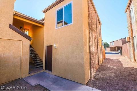 1511 Living Desert Dr #C, Las Vegas, NV 89119